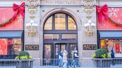 1280-A-Macys-store-in-New-York-credit-shutterstock_2558148021