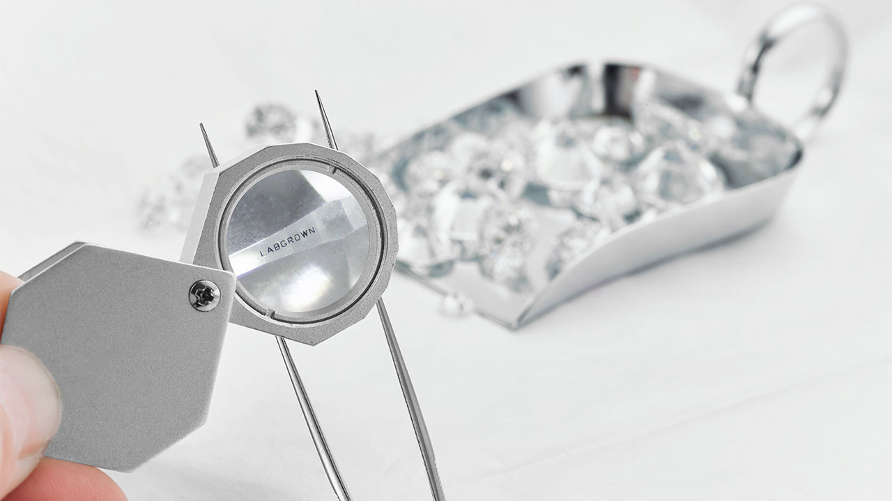 1280-Lab-grown-diamond-credit-shutterstock-2154557685