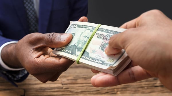 1280-Tariff-refund-credit-shutterstock_2225539875